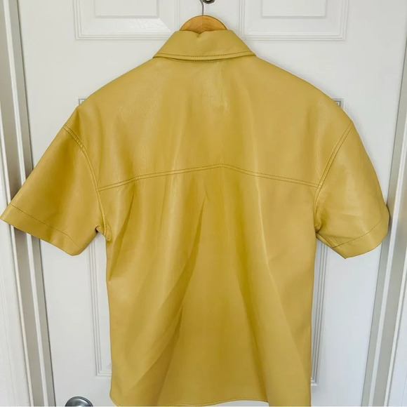 Aritzia Babaton Frances Vegan Leather Button Down Shirt Jacket - Picture 11 of 14